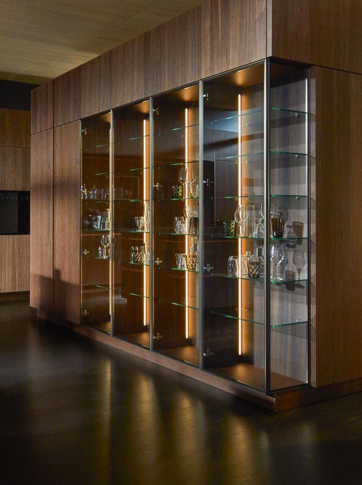 Tủ kính trưng bày sản phẩm (5)