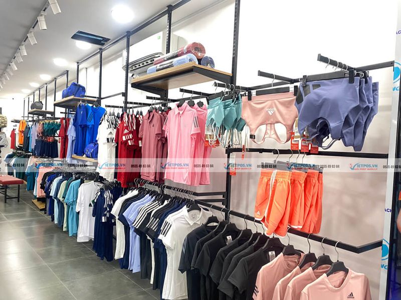 Tủ Trưng Bày Shop Thời Trang 4 Kệ áo quần