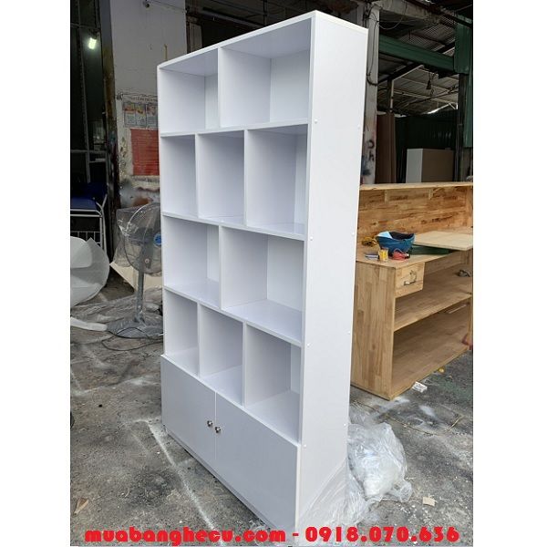 Tủ Trưng Bày Màu Trắng 3 Kệ trưng bày màu trắng 1m thanh lý