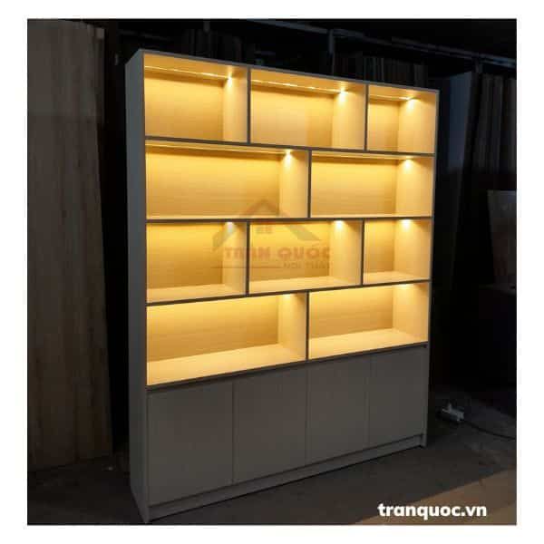 Tủ Trưng Bày Gỗ Có Đèn LED Đẹp 2 Tủ trưng bày mỹ phẩm
