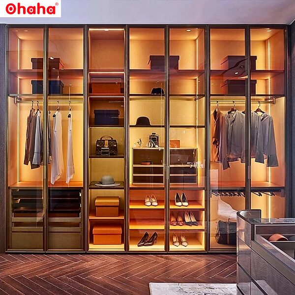Tủ Trưng Bày Quần Áo 1 Tủ áo cảnh kính