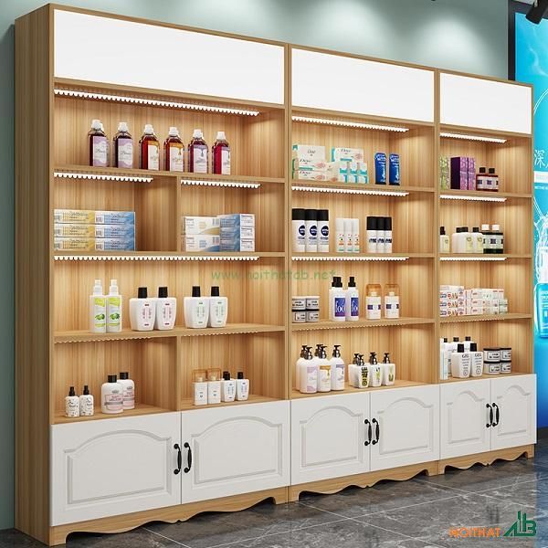 Tủ Trưng Bày Shop Mỹ Phẩm Cao Cấp 1 Tủ trưng bày mỹ phẩm dạng kính trong suốt